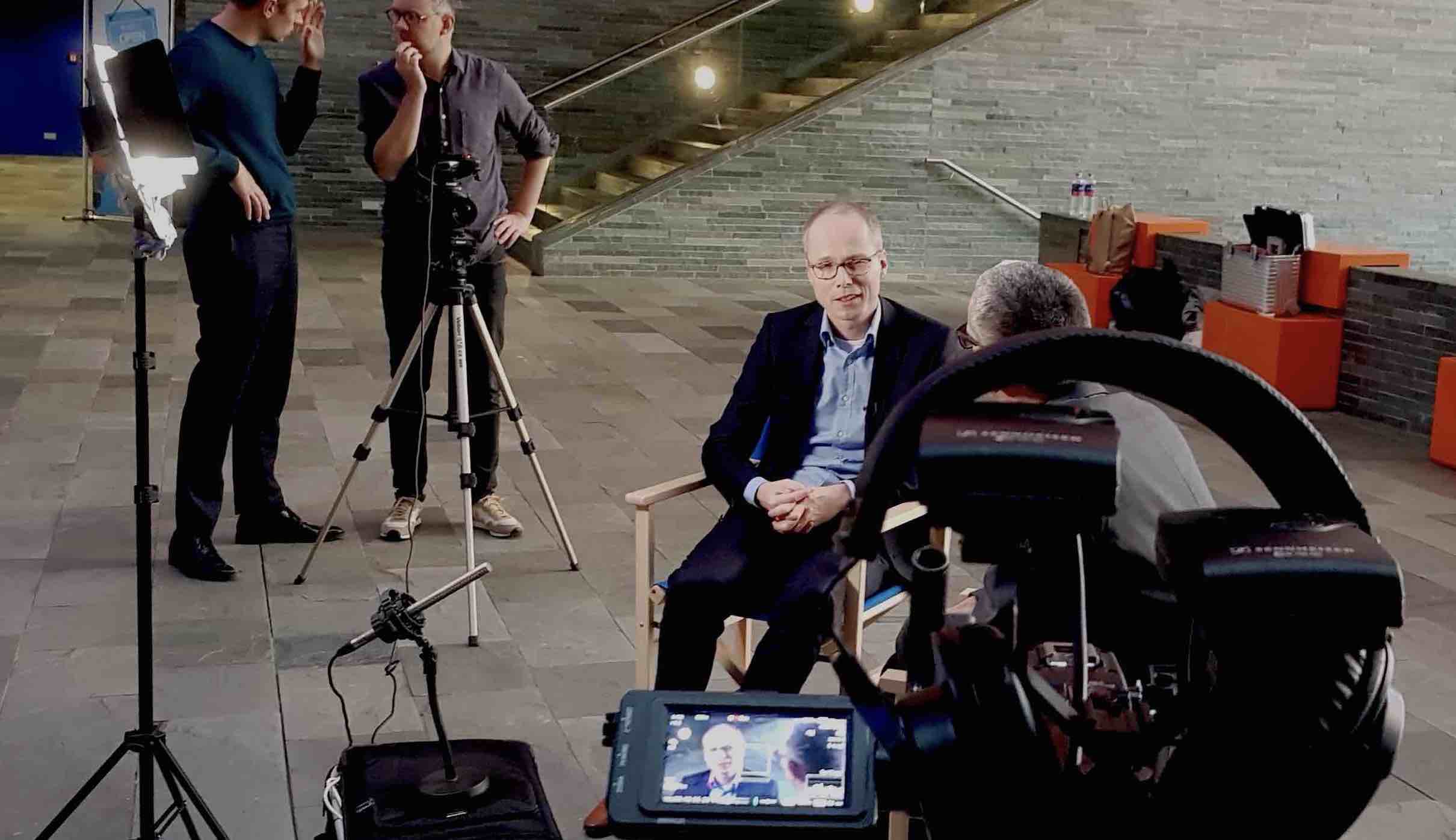 Voorbeeld set-up met 2 camera's Camera setup voorbeeld